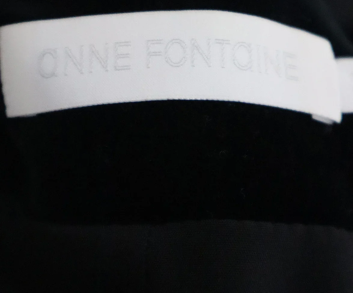 Anne Fontaine Black Velvet Blazer sz 8 - Image 4