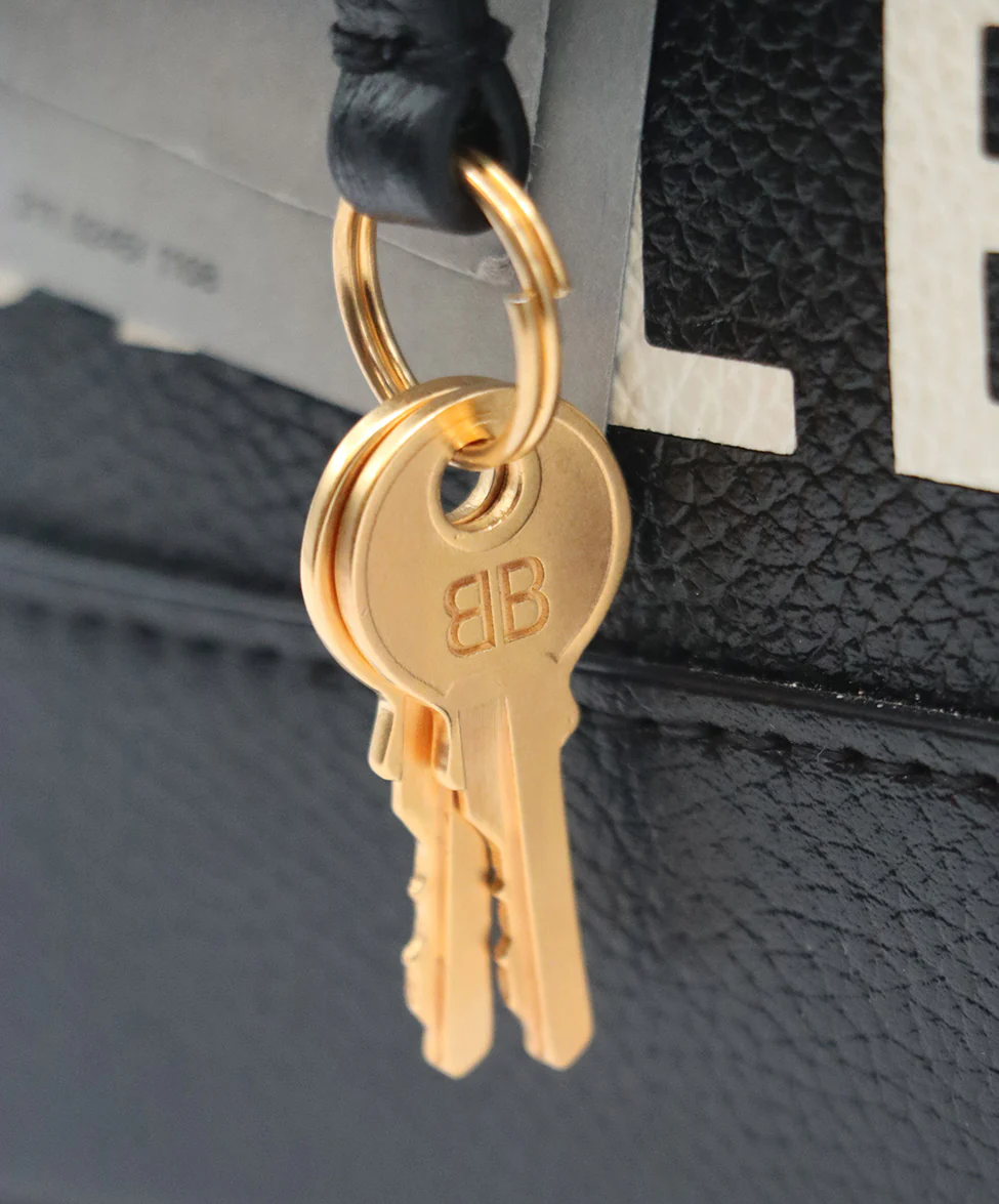 Balenciaga Black & White Leather Handbag - Image 8