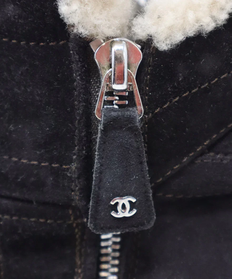 Chanel Brown Suede & Shearling Stitched Booties sz 7 - Image 7