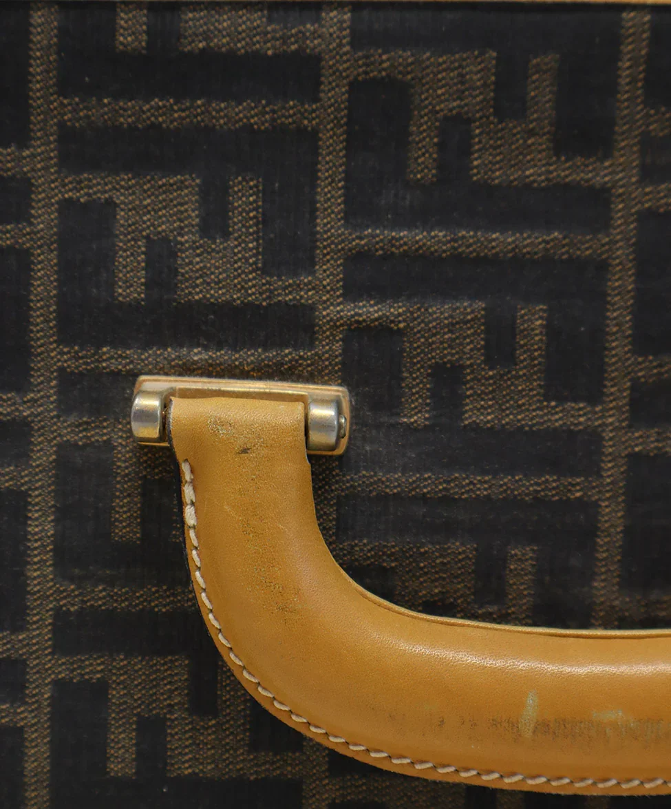 Fendi Vintage Logo Print Luggage - Image 18