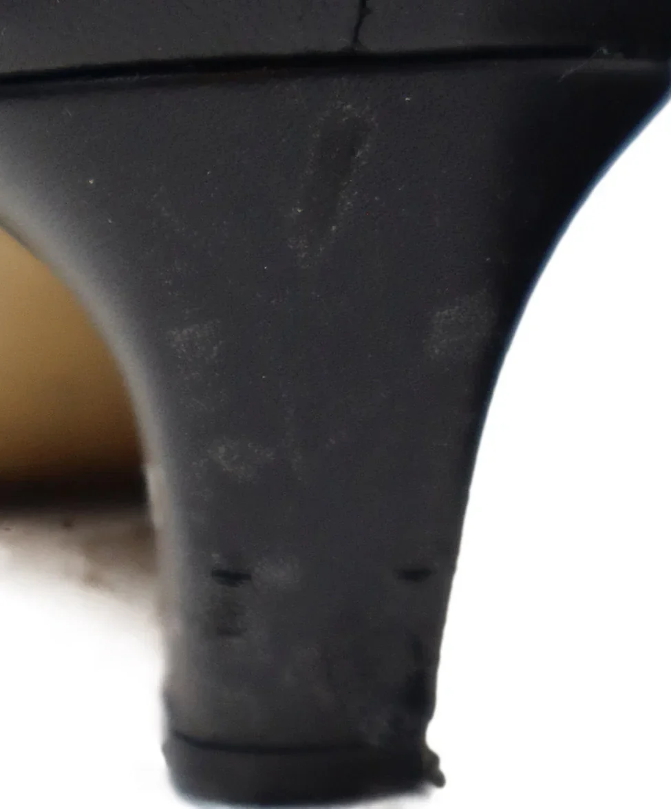 Gabriela Hearst Black Leather Booties sz 6 - Image 7