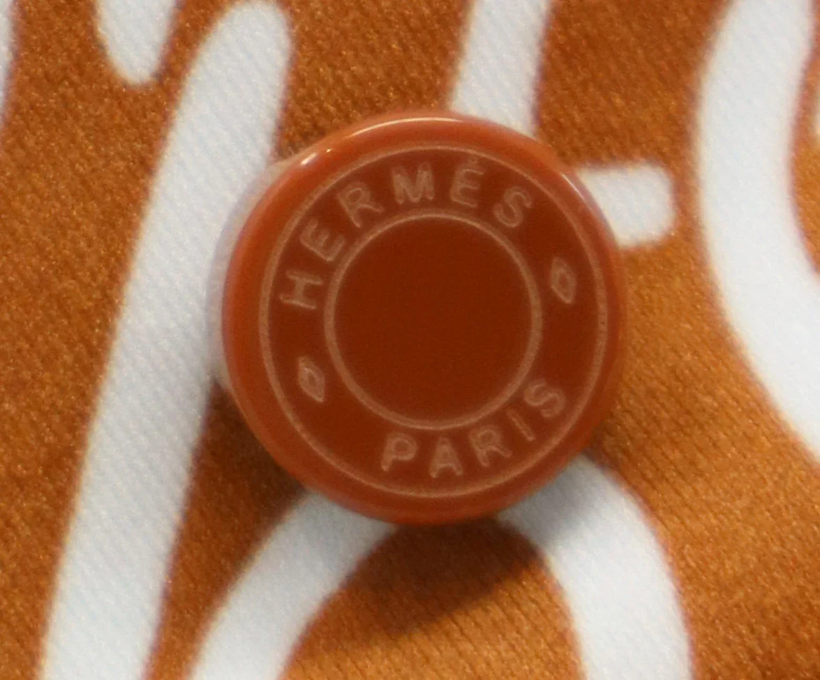 Hermes Beige Canvas Calvi Seashell Hat - Image 6