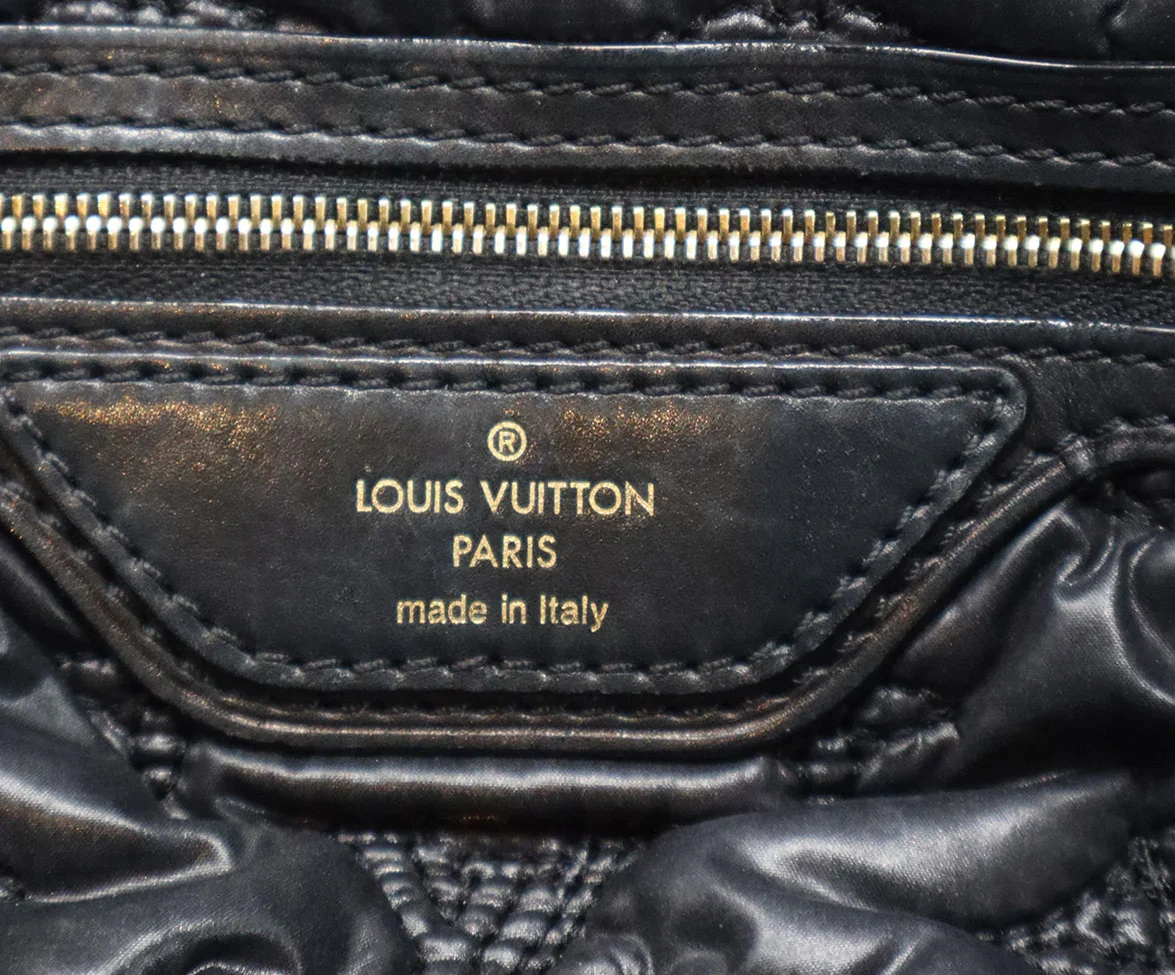 Louis Vuitton Black Desire Lockit Vertical Tote - Image 7